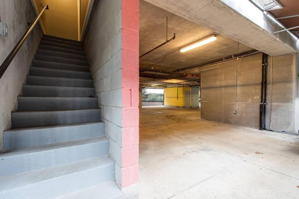 Cashville - Stylish Condo Minutes From Broadway ナッシュビル エクステリア 写真