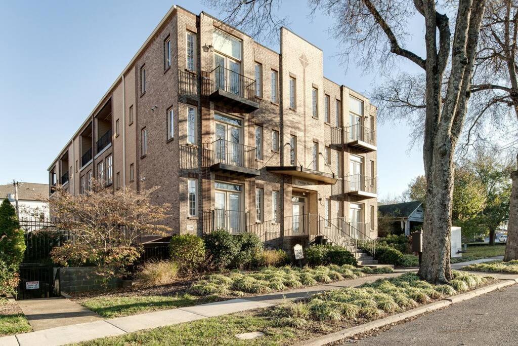 Cashville - Stylish Condo Minutes From Broadway ナッシュビル エクステリア 写真